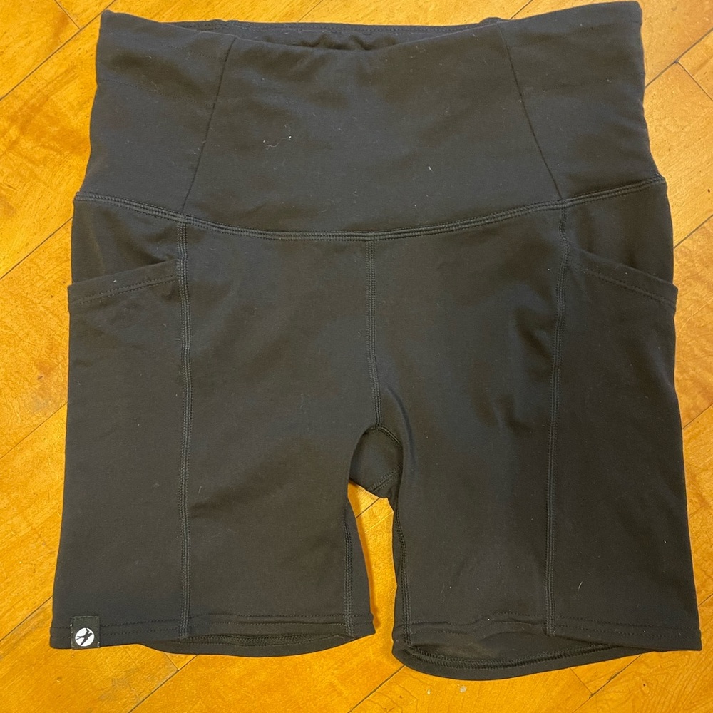 Oiselle pocket jogger shorts